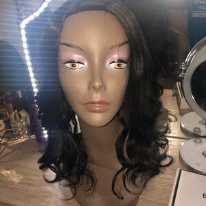 Elegant U-part Wavy Hair Wig (mannequin head NOT FOR SALE)